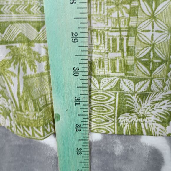 Tropical Green Patterned Casual Button Down Shirt - Picture 7 of 8